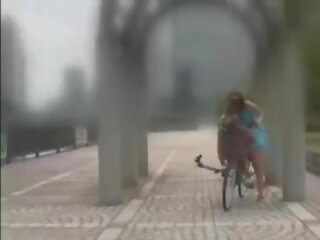 Bicicletta orgasmo città tour 2 4of5, gratis sporco video 2b | youporn