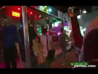 Eksotično tajka diva zajebal surov na kamera s sleazy turist