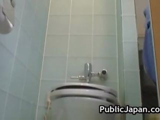 Aasialaiset suihku liittyvä cleans väärässä